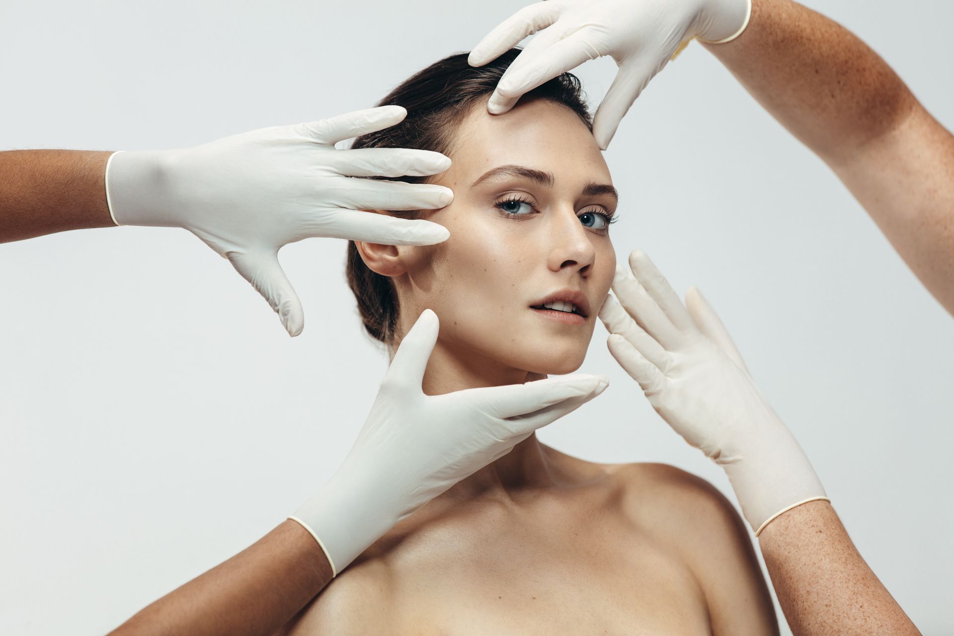 Examen dermatologique et diagnostic de la peau